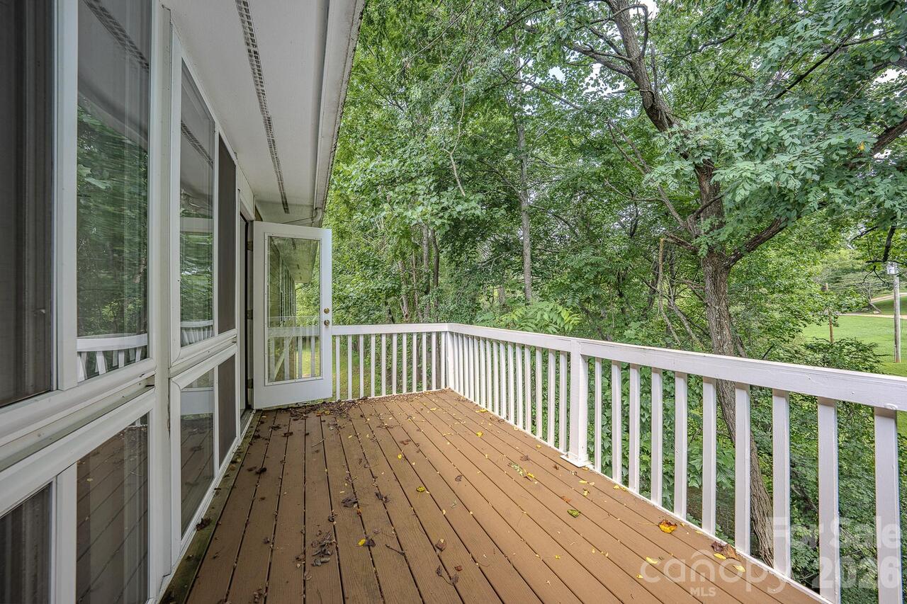 Listing Photo 38