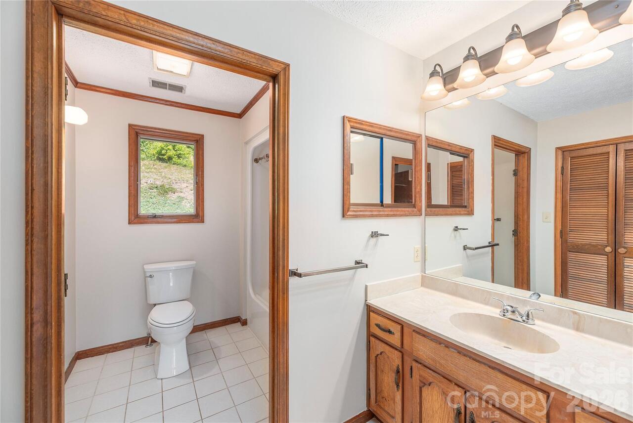 Listing Photo 21