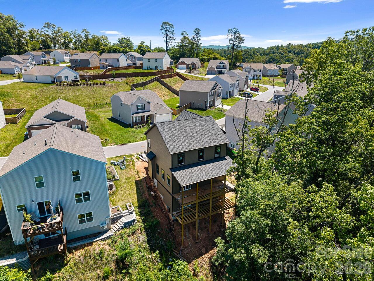 Listing Photo 6