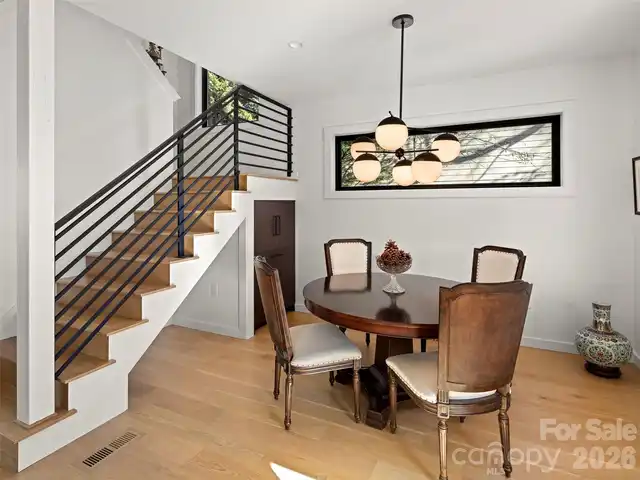 Listing Photo 18