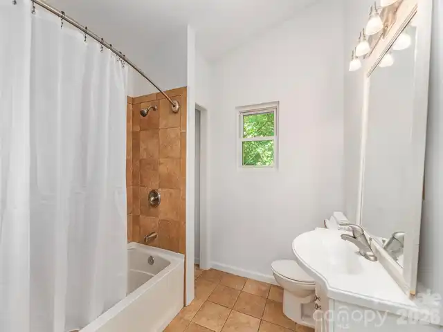 Listing Photo 14