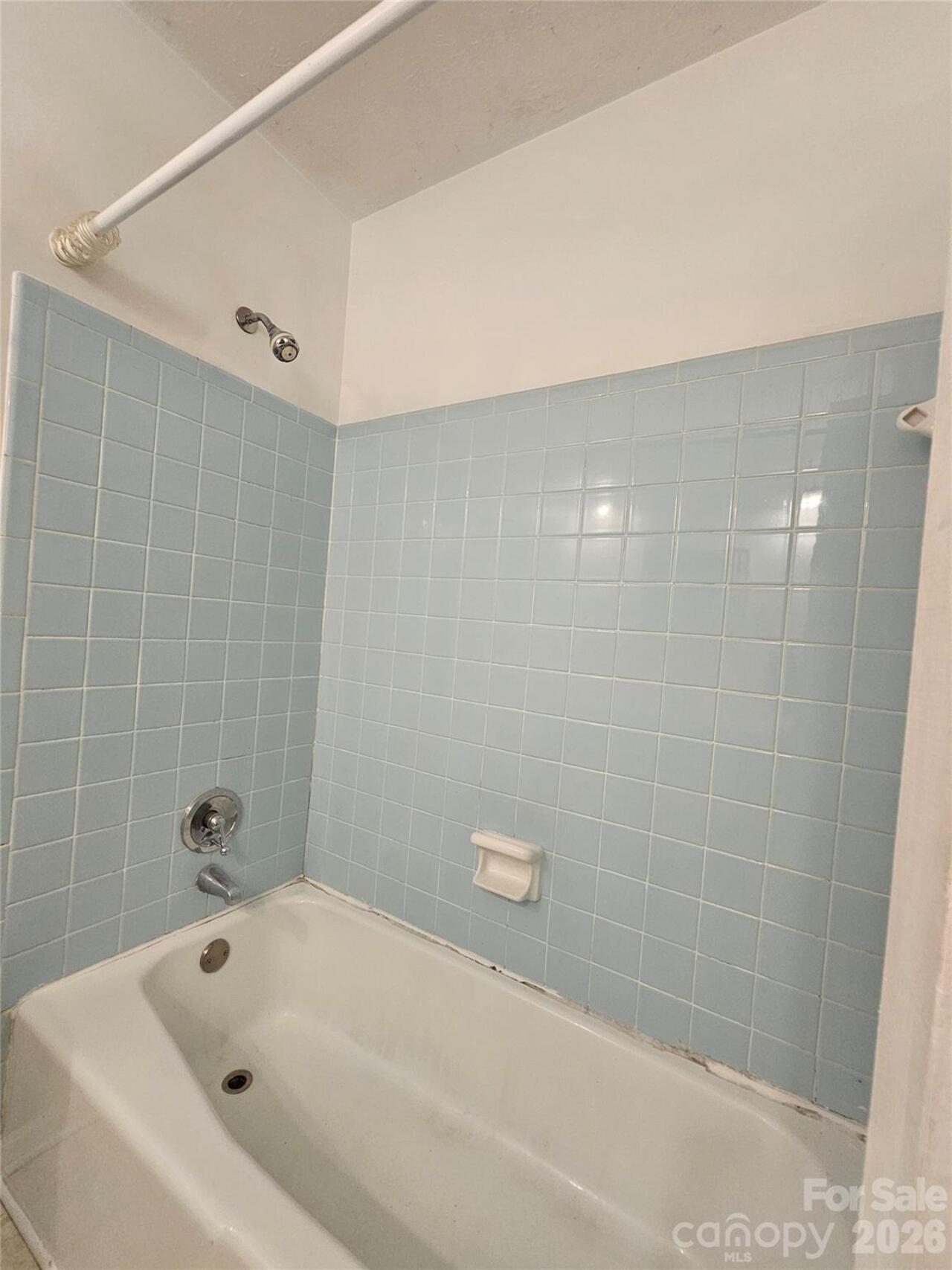 Listing Photo 16