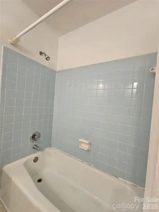 Listing Photo 16