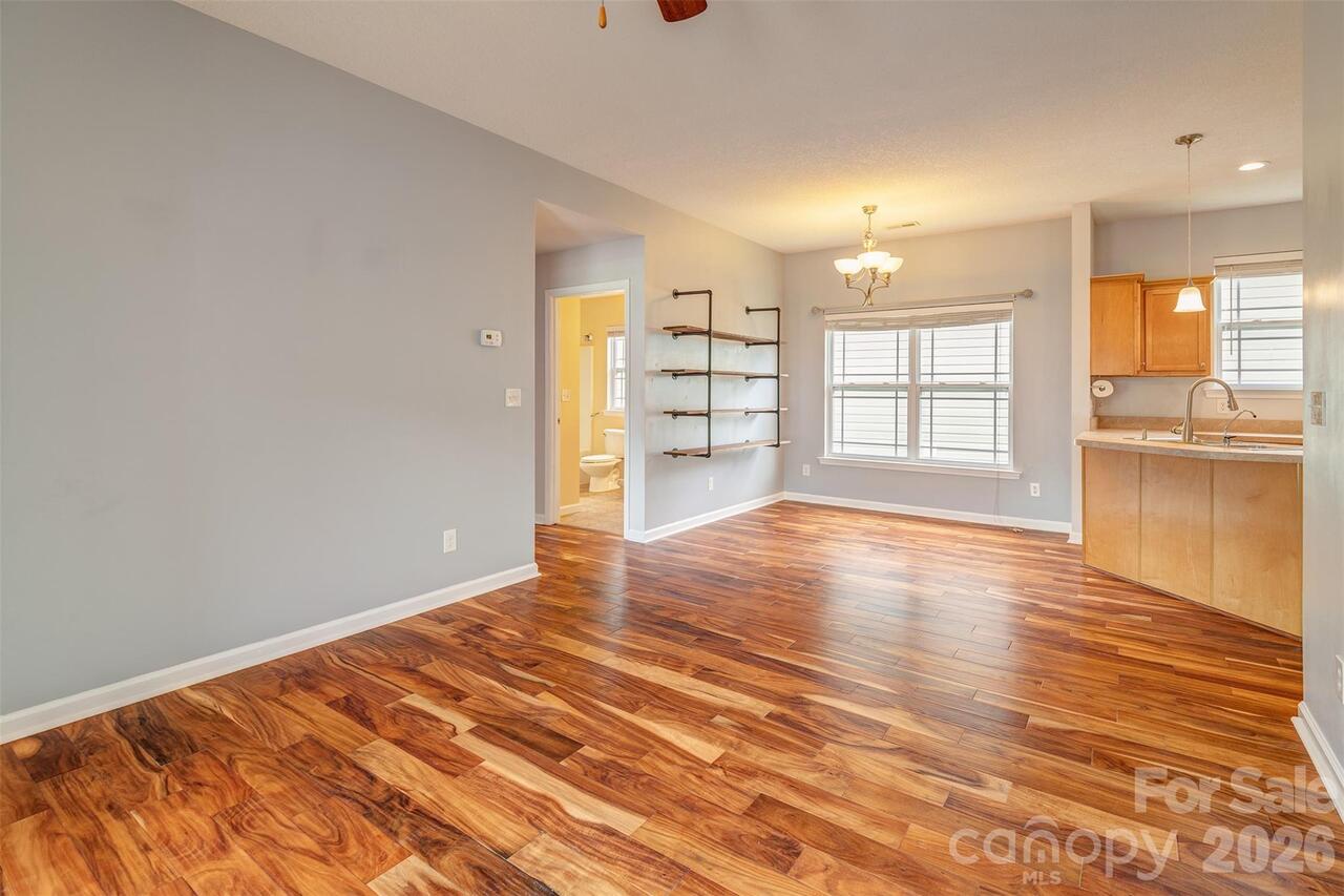 Listing Photo 7