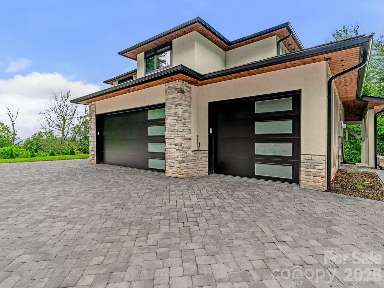 Listing Photo 44