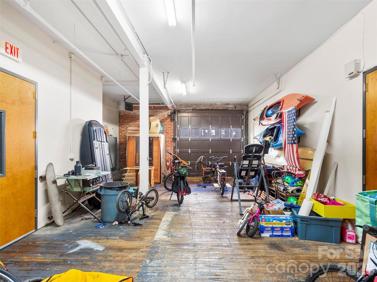 Listing Photo 5