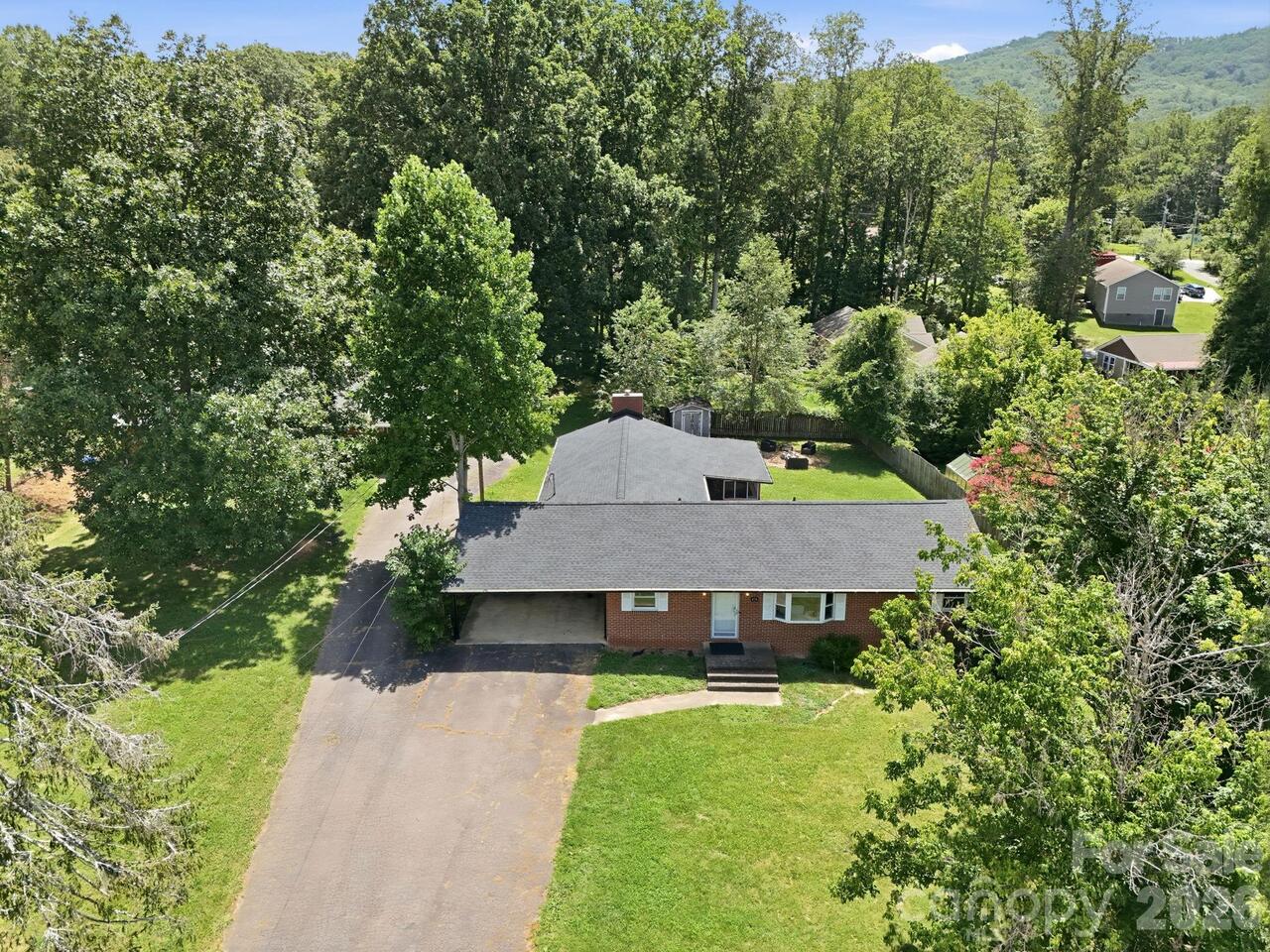 Listing Photo 8