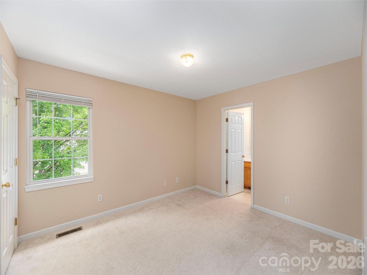 Listing Photo 24