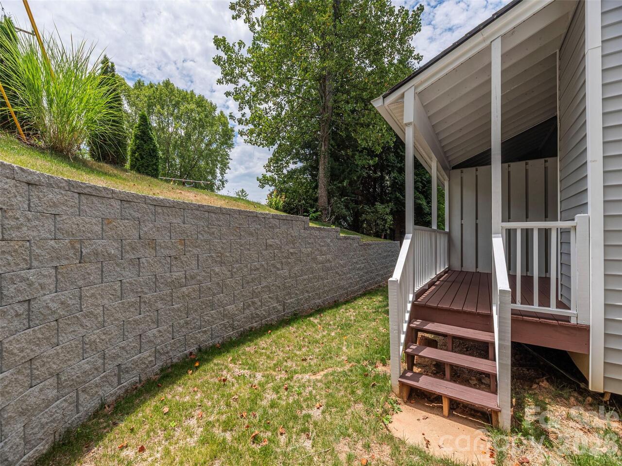Listing Photo 28