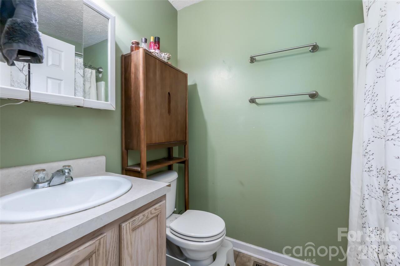 Listing Photo 19