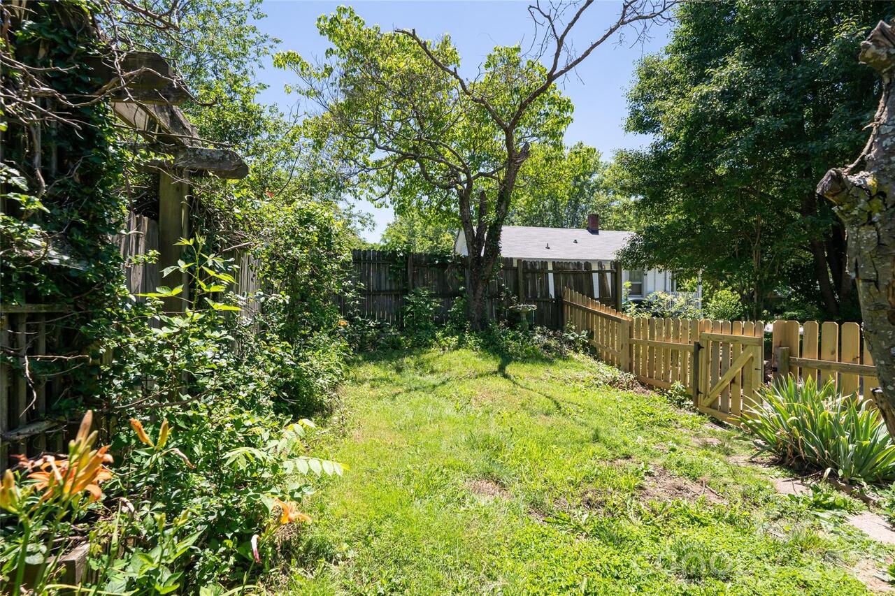 Listing Photo 30