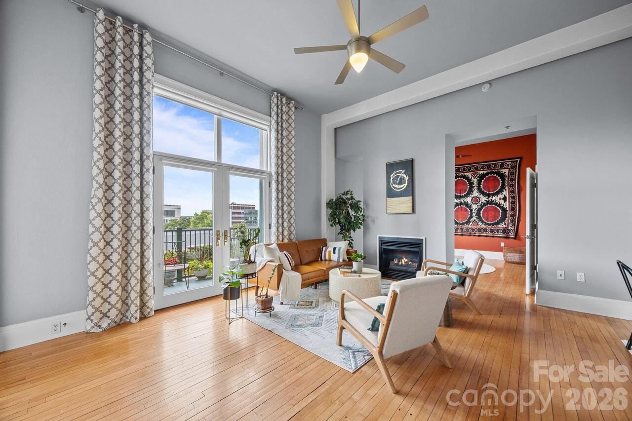 Listing Photo 9