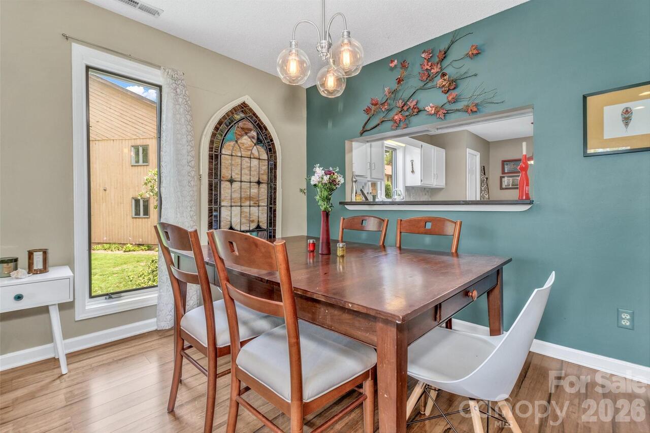 Listing Photo 19