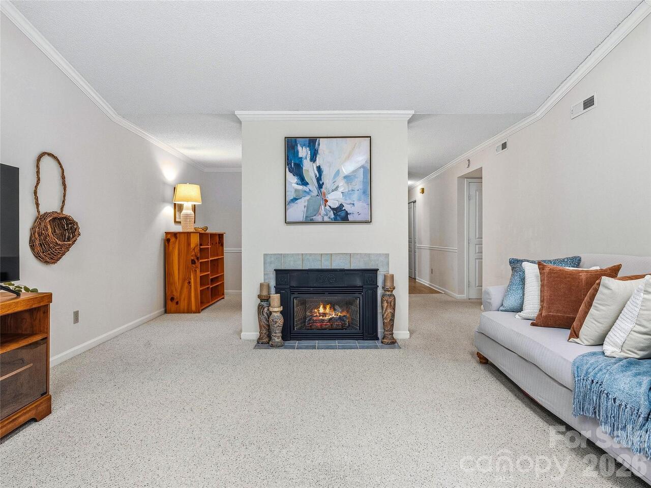 Listing Photo 14