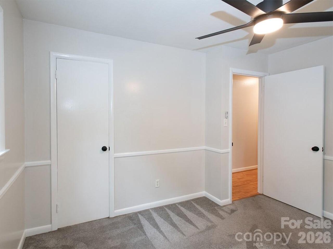 Listing Photo 22