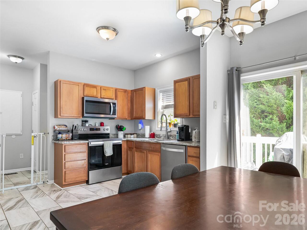 Listing Photo 7