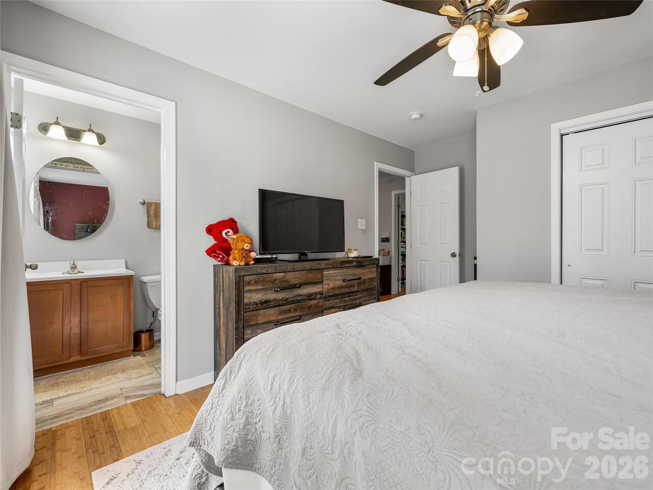 Listing Photo 13