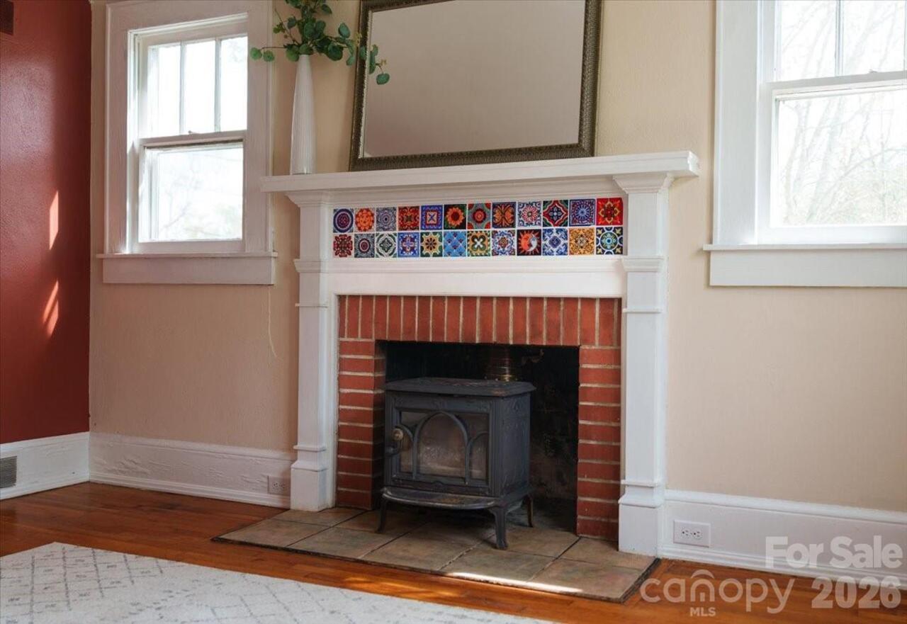 Listing Photo 6
