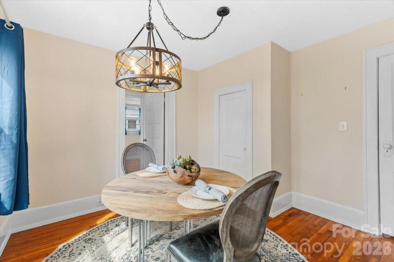 Listing Photo 16