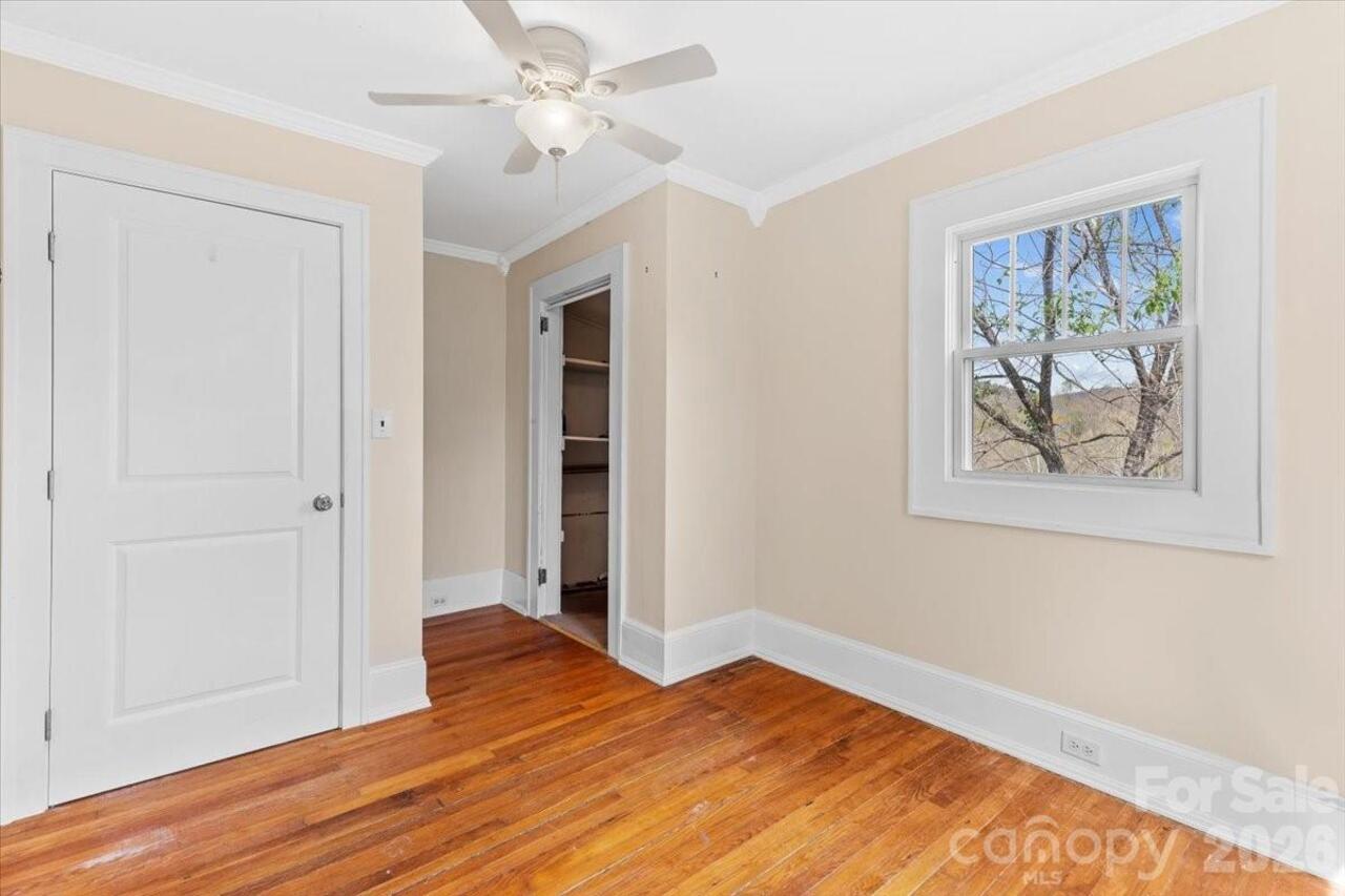 Listing Photo 23
