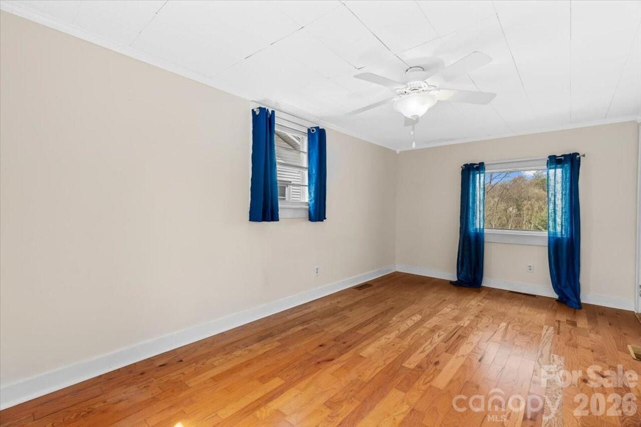 Listing Photo 26
