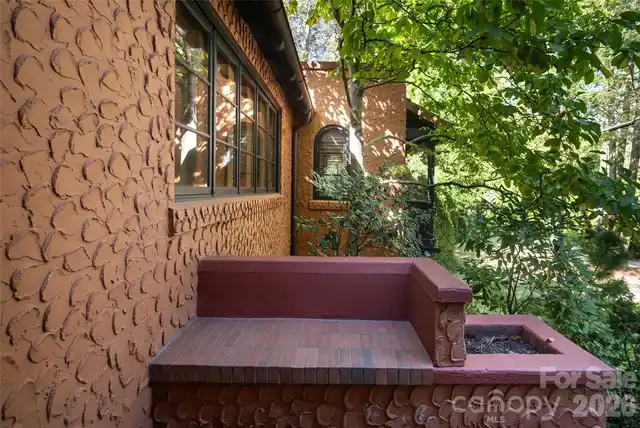 Listing Photo 37