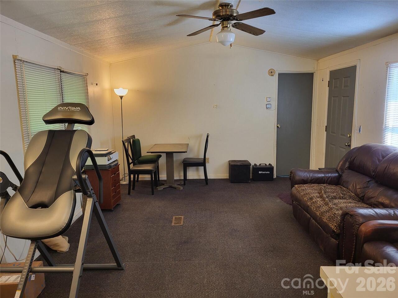 Listing Photo 6