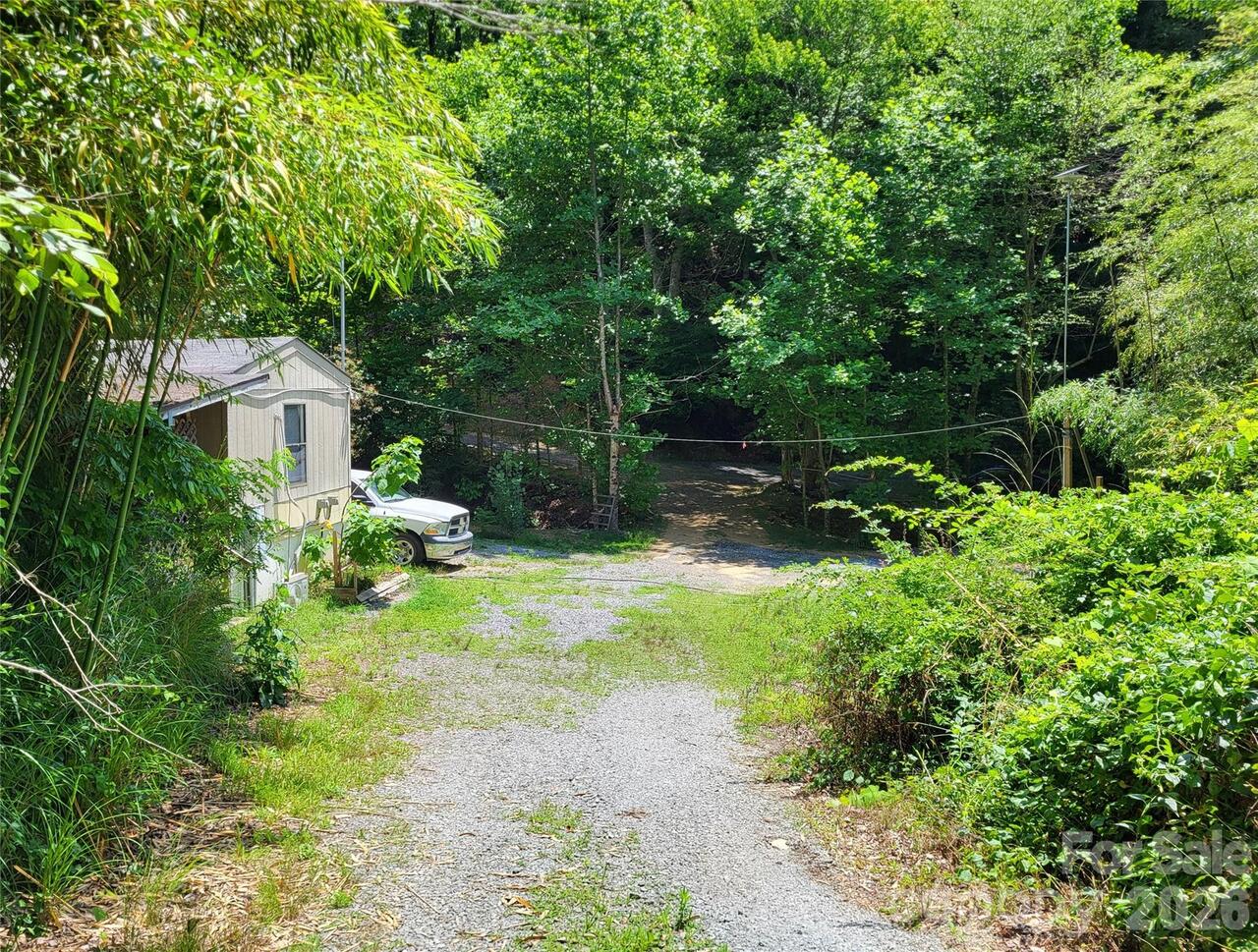 Listing Photo 17