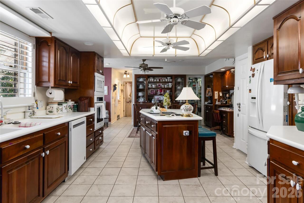 Listing Photo 21