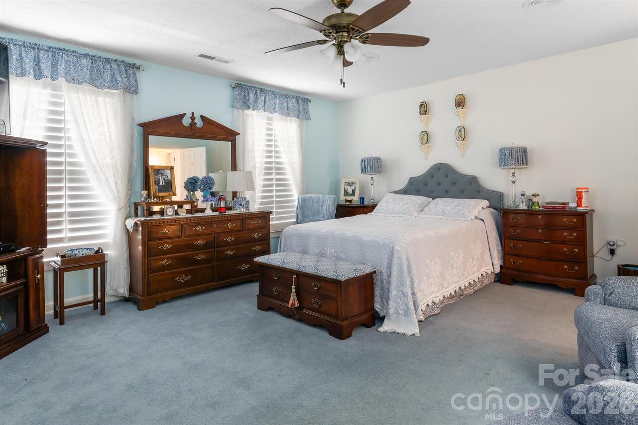 Listing Photo 26