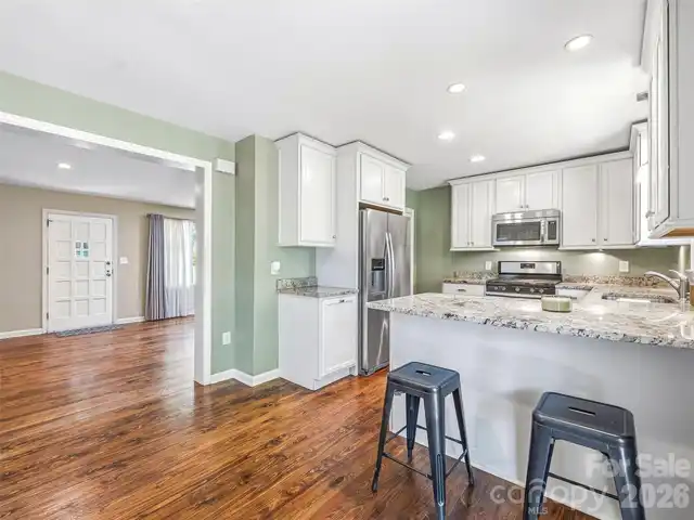 Listing Photo 19