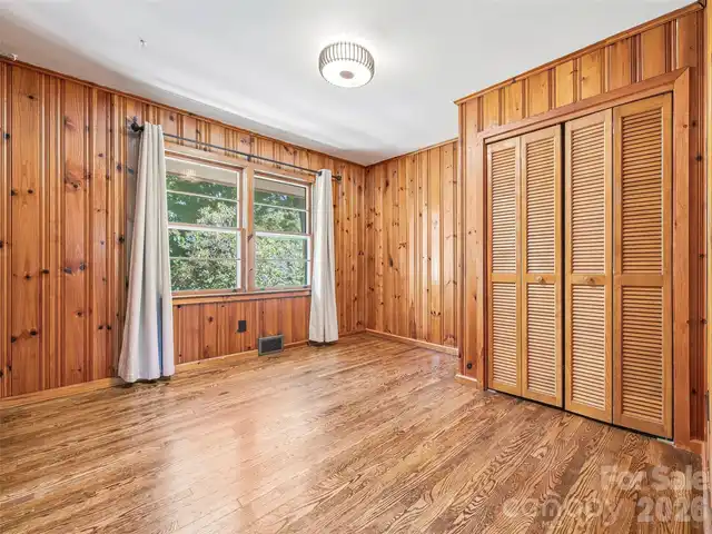 Listing Photo 32
