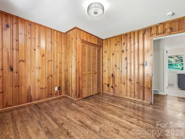 Listing Photo 33
