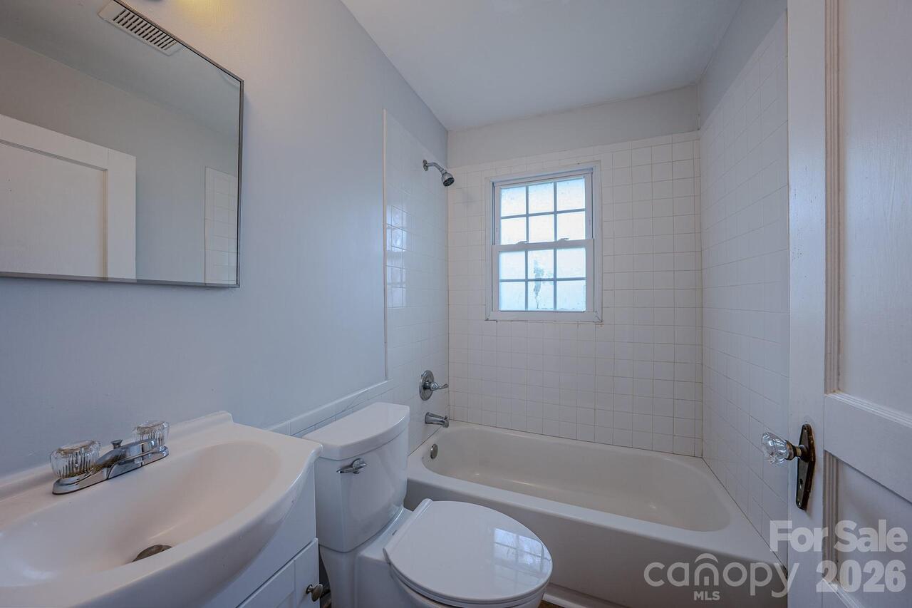 Listing Photo 17