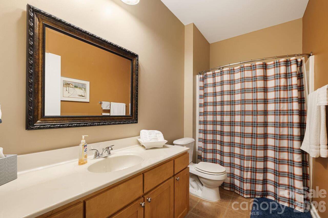 Listing Photo 16
