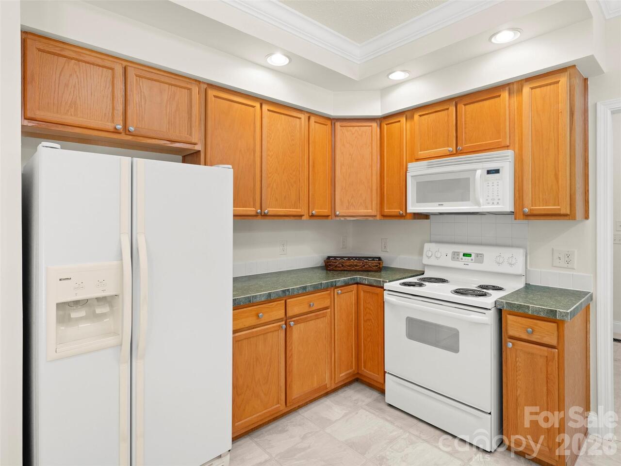 Listing Photo 11