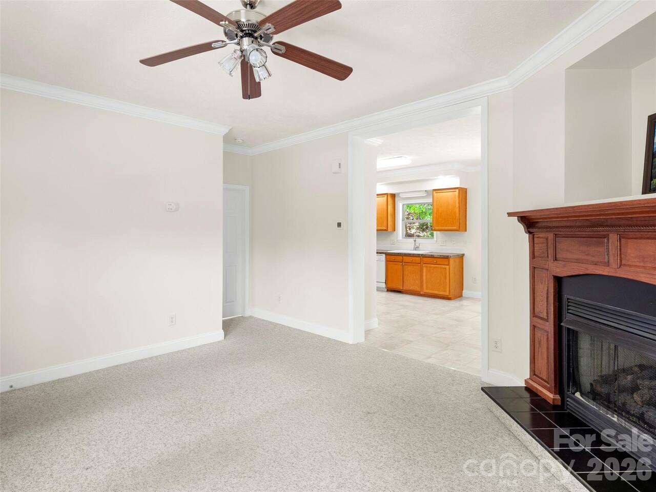 Listing Photo 14
