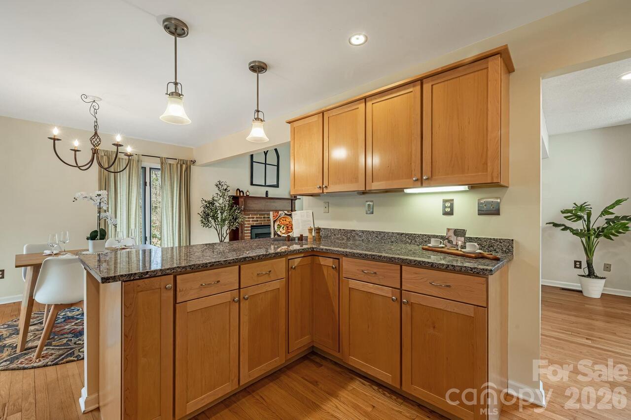 Listing Photo 16