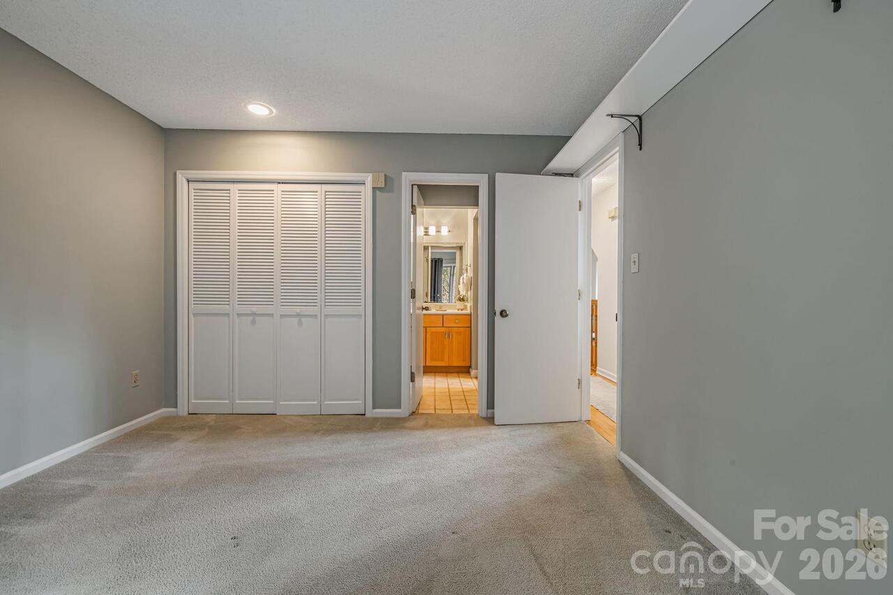 Listing Photo 28