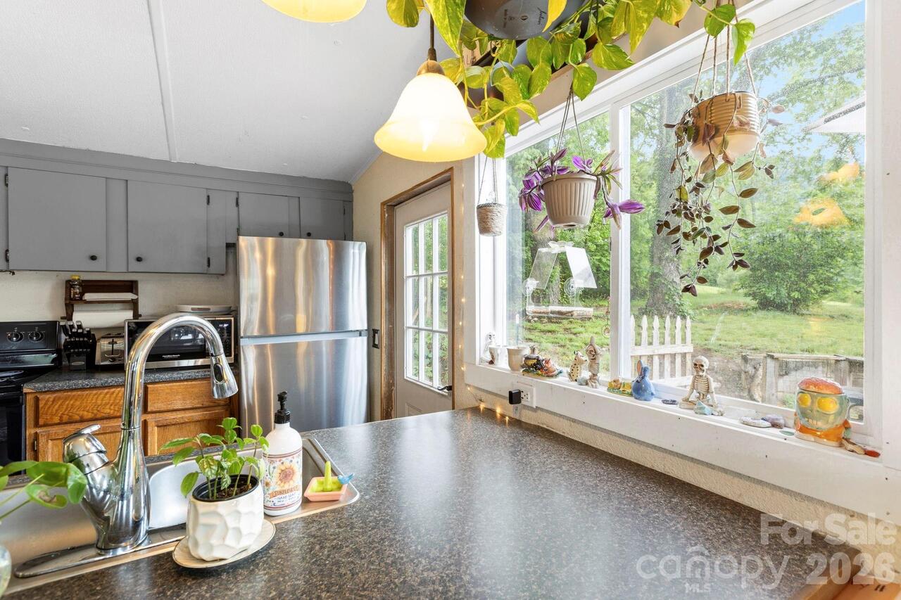 Listing Photo 22