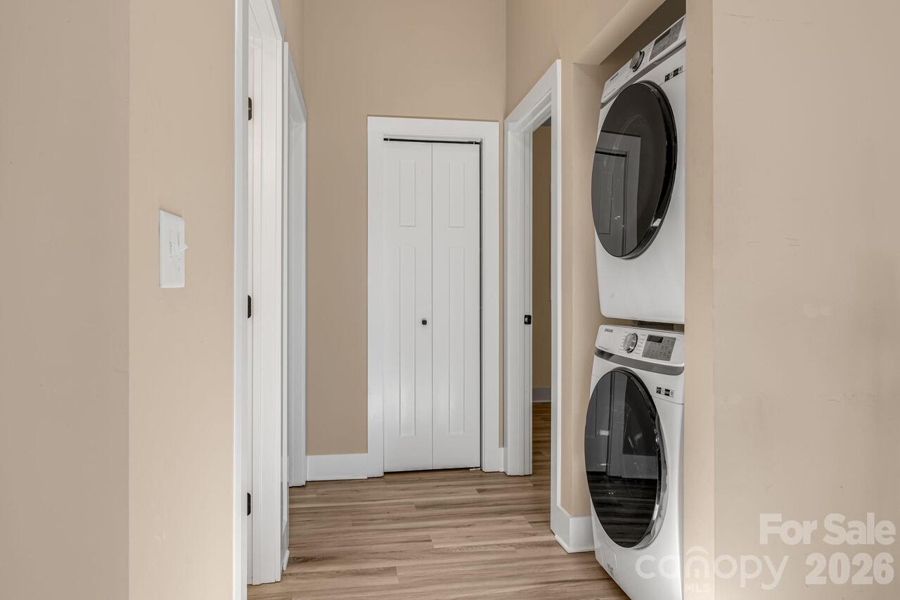 Listing Photo 22