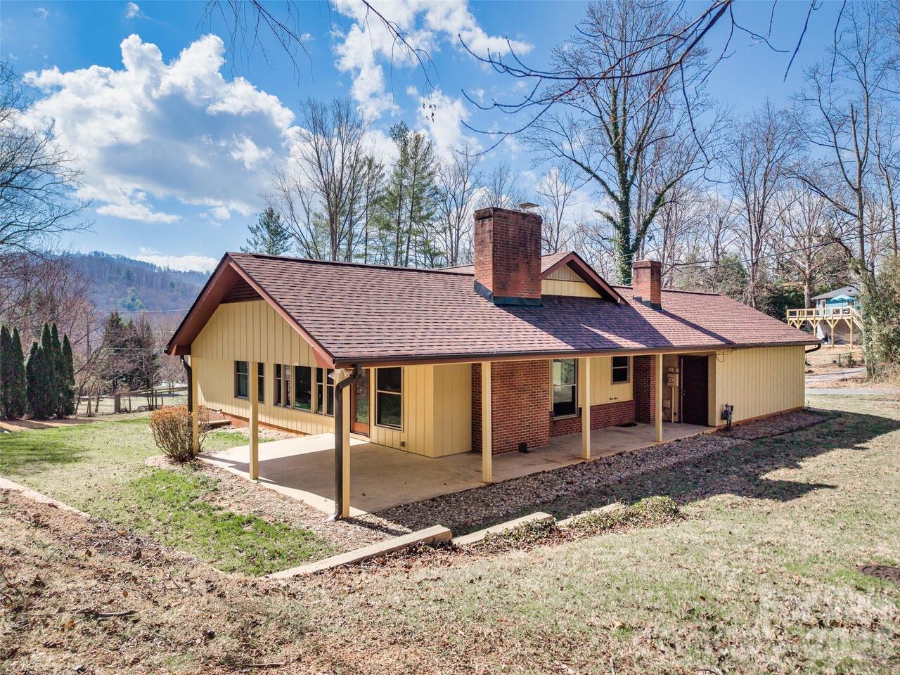 Listing Photo 8