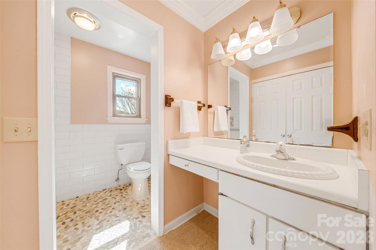 Listing Photo 32