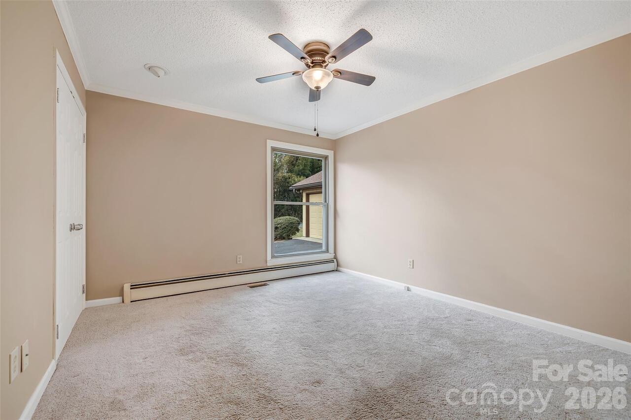 Listing Photo 37