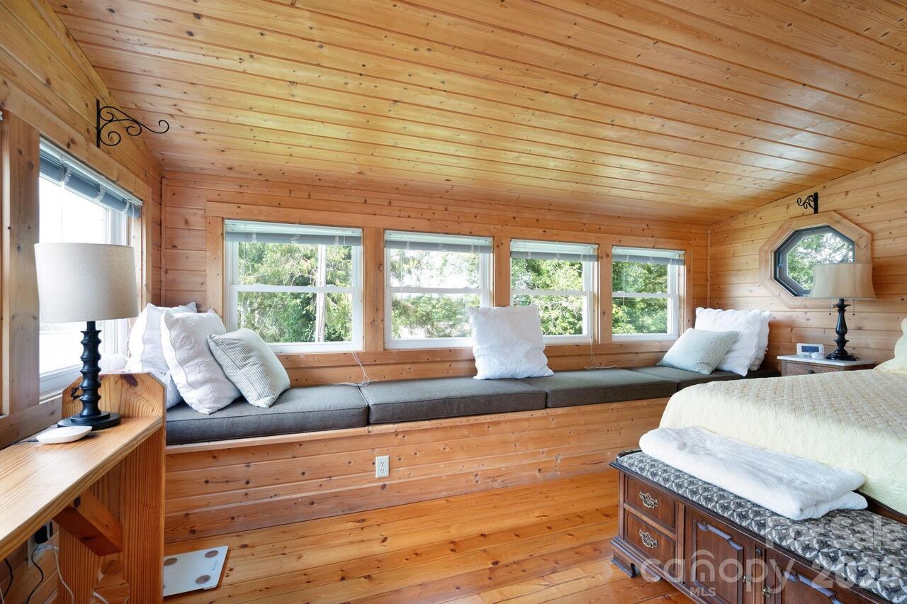 Listing Photo 26