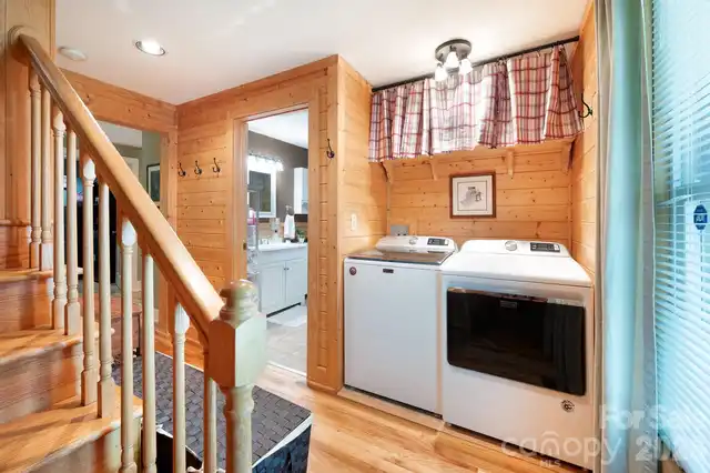 Listing Photo 19