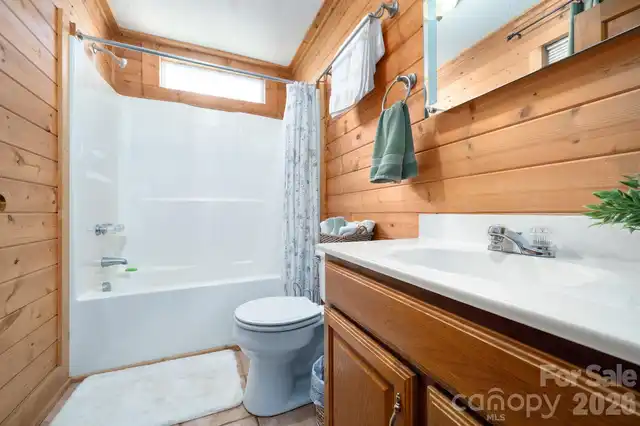 Listing Photo 33