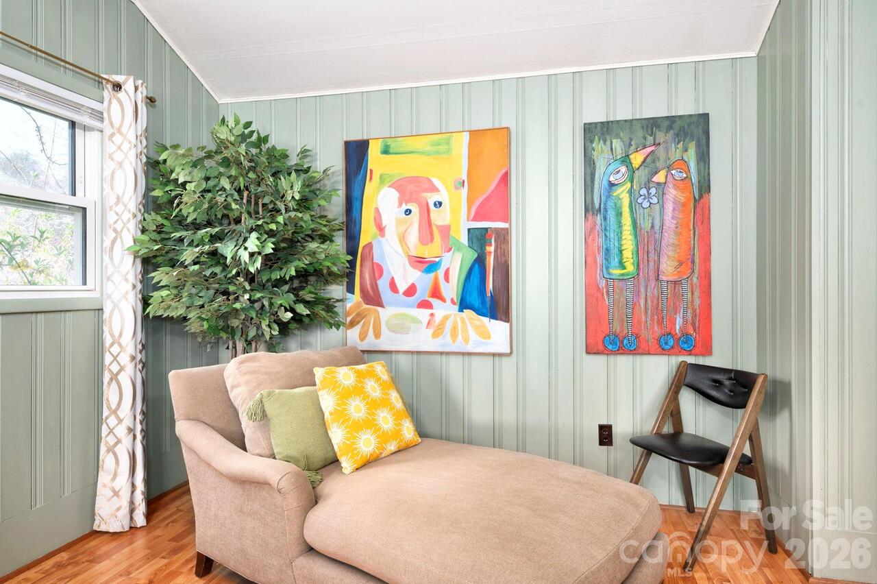 Listing Photo 19