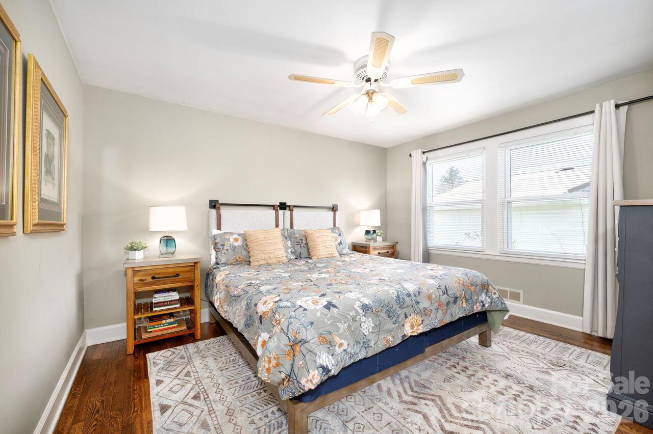 Listing Photo 22