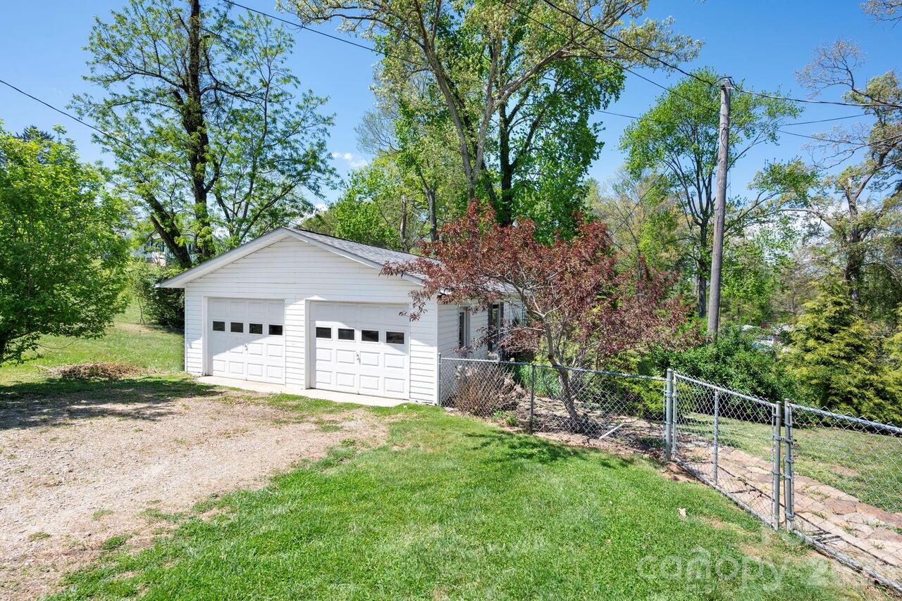 Listing Photo 35